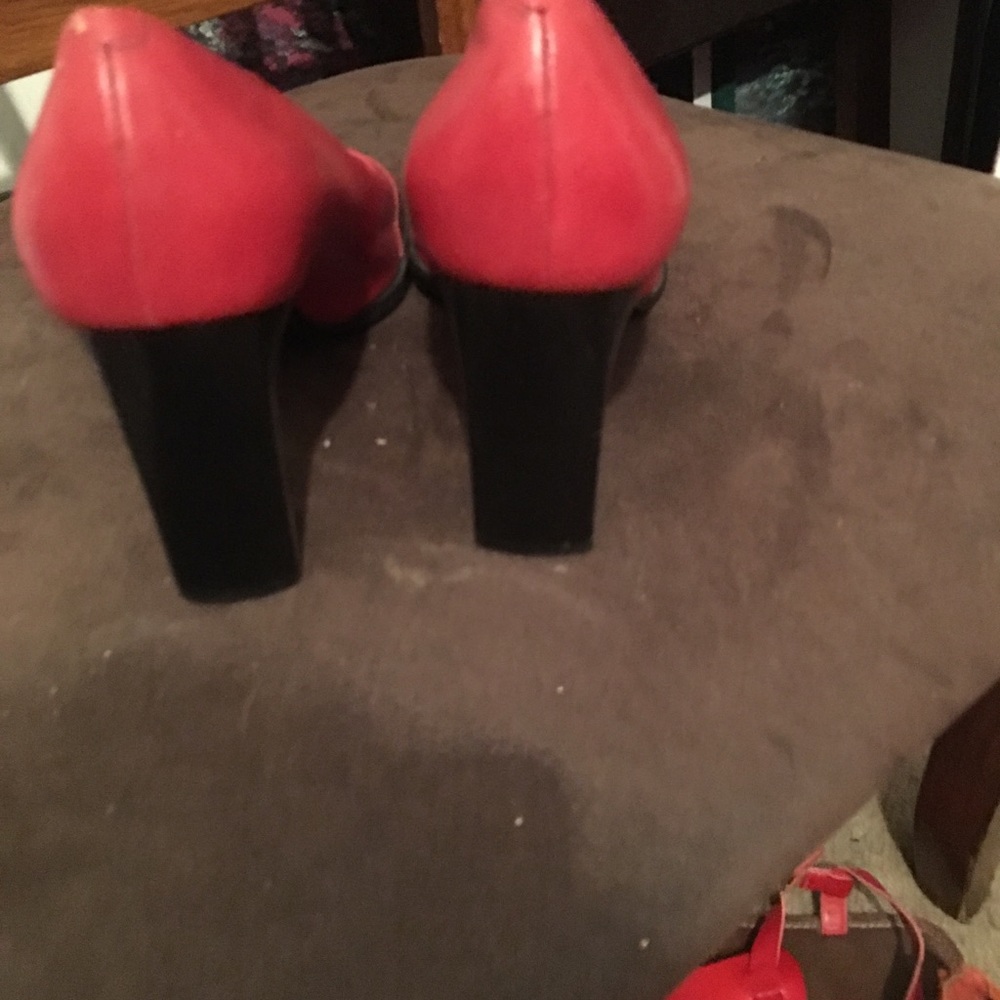 Heels - Picture 3 of 6